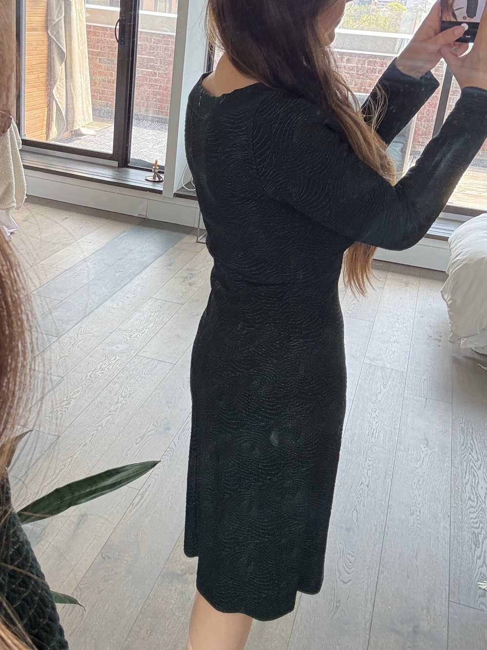 Alaïa Textured Knit Dress - Picture 3 of 8